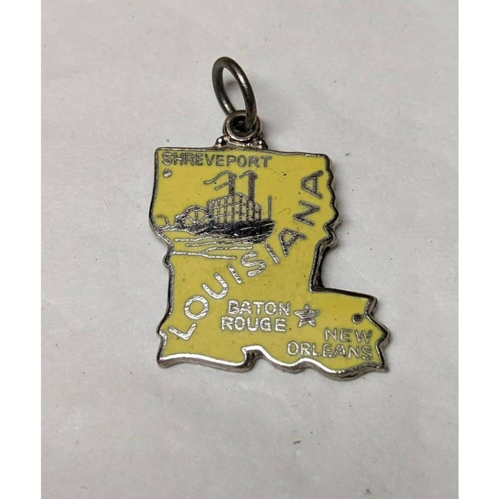 Louisiana LA Vintage 50 State Souvenir Silvertone Enamel Bracelet Charm Yellow